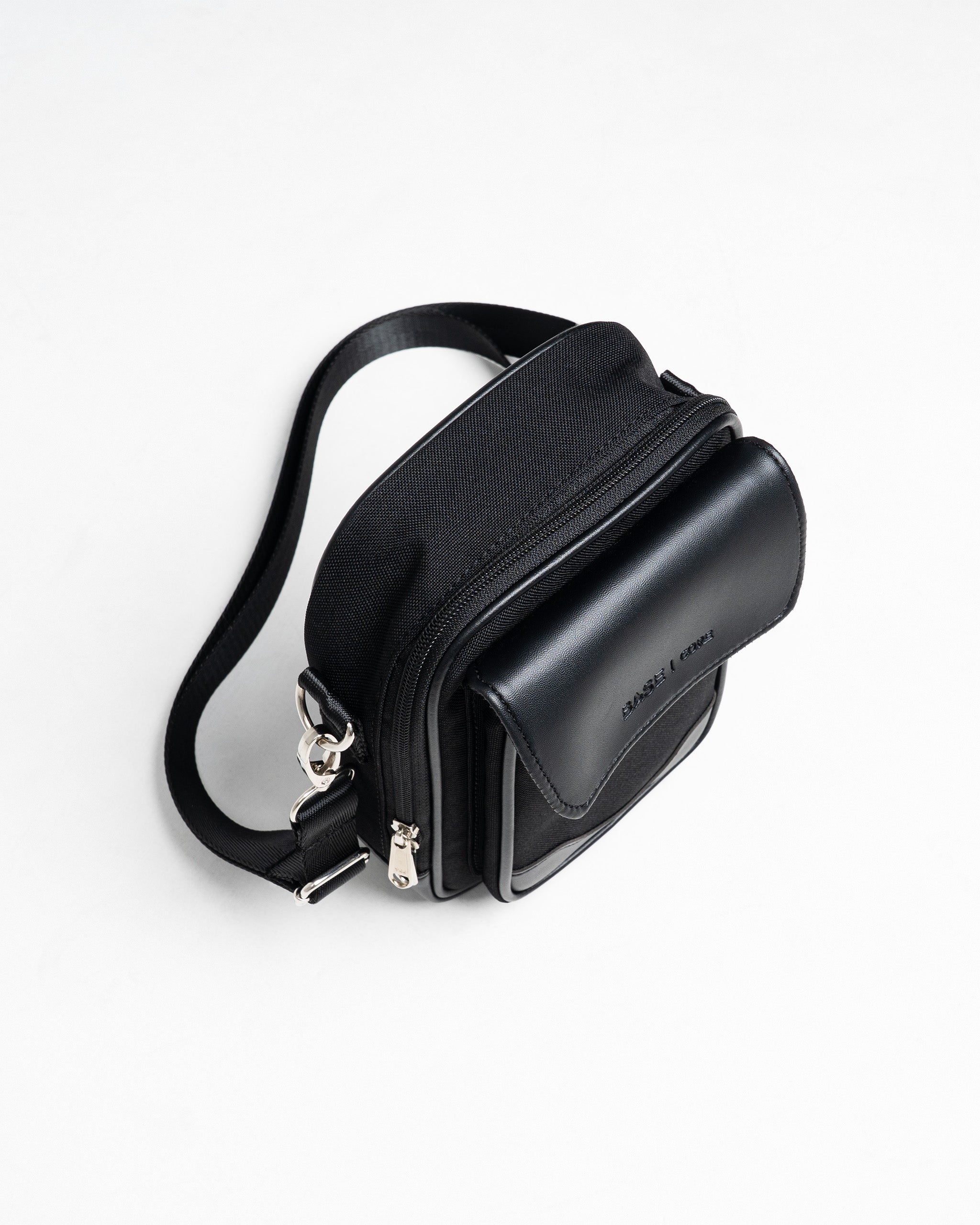 Monolith Vertical Crossbody - Black