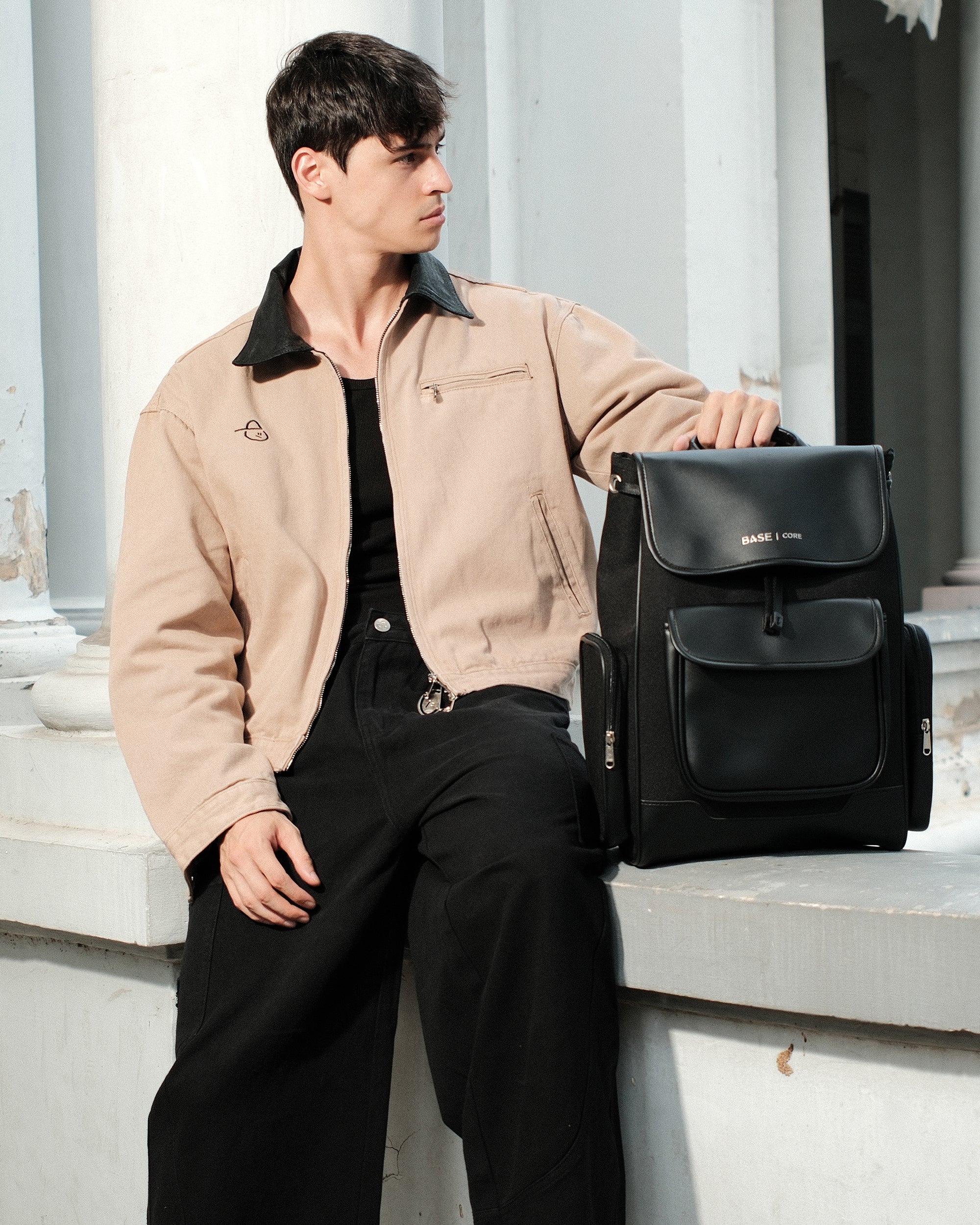 Multi Envelope Flap Largre - Black