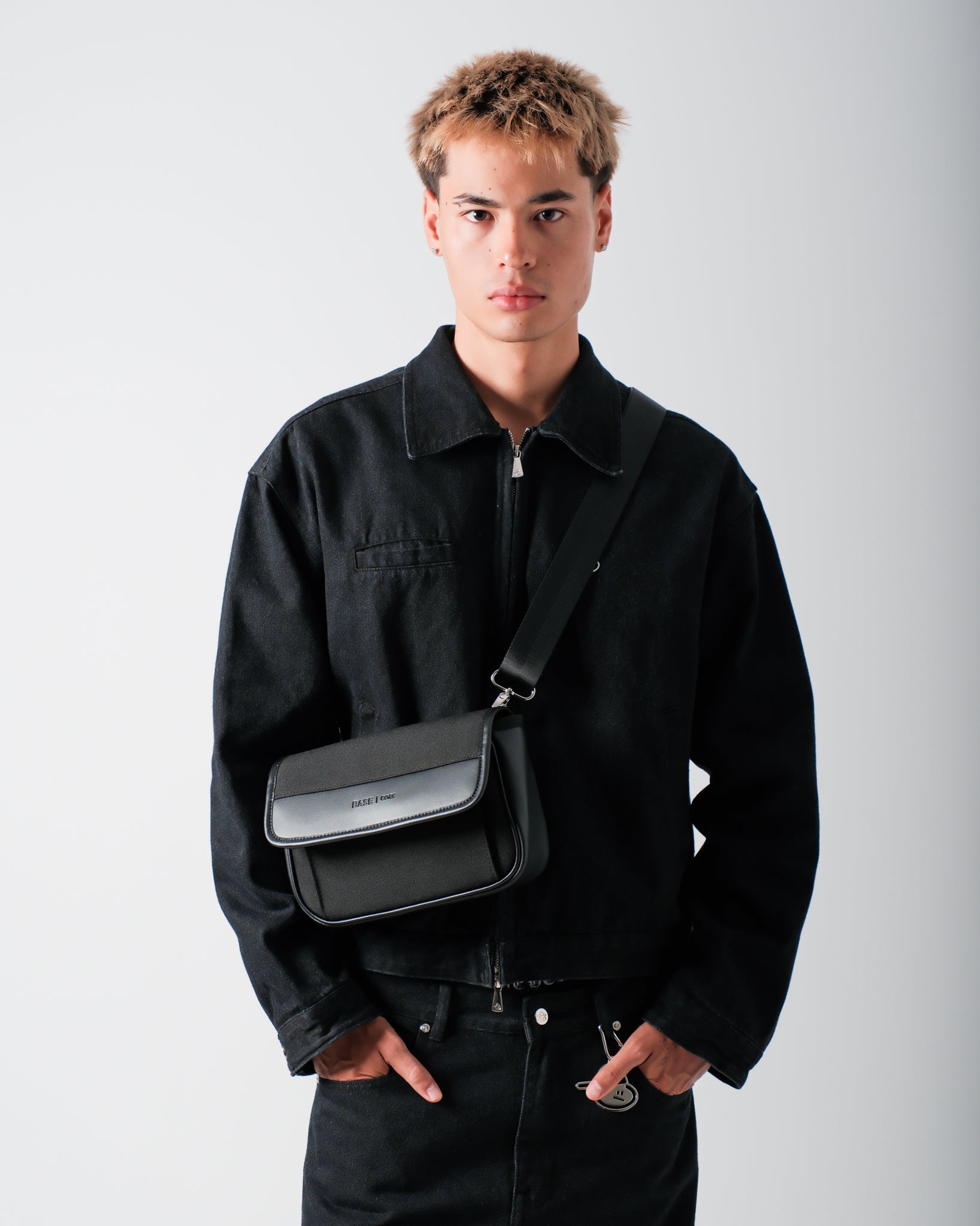 Core Flap Crossbody - Black