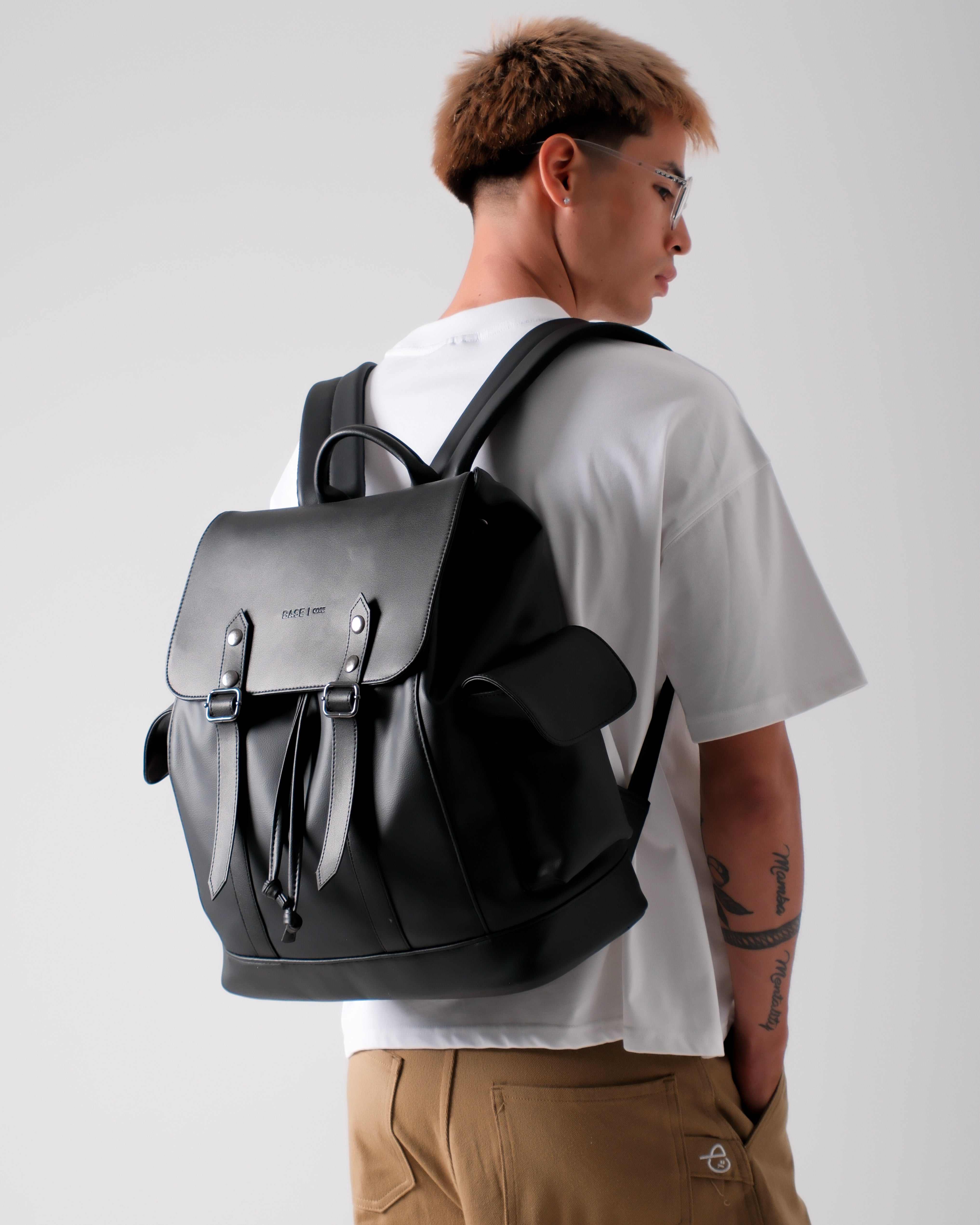 Heritage Leather Rucksack Large - Black