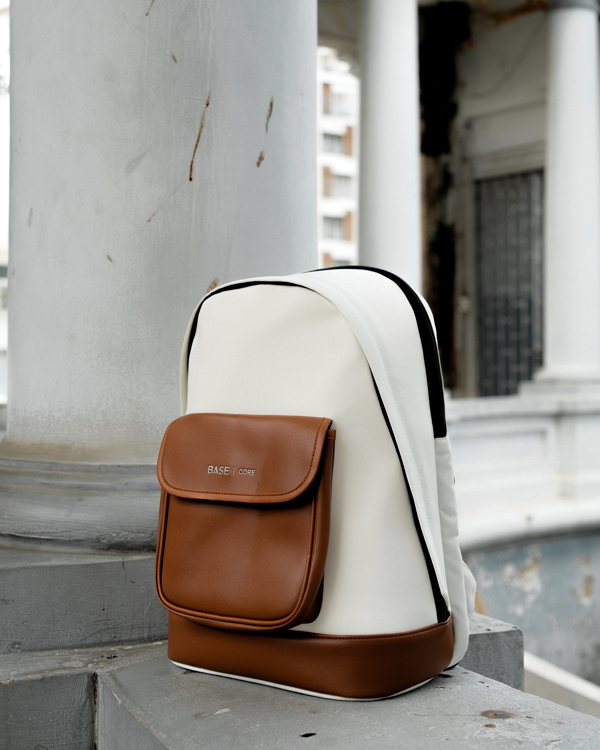 Envelope Sculpt Backpack Large - Saddle Brown